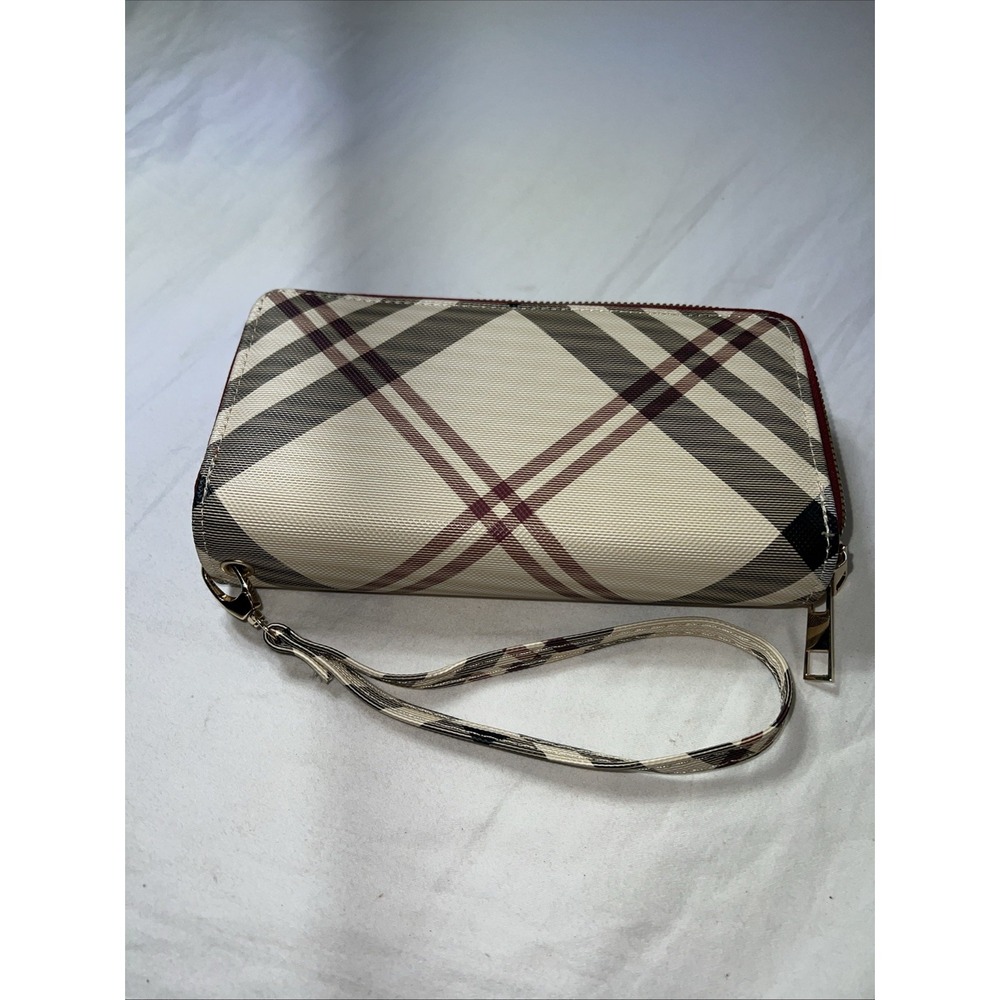 Cute Checkered 2 Pocket Wristlet